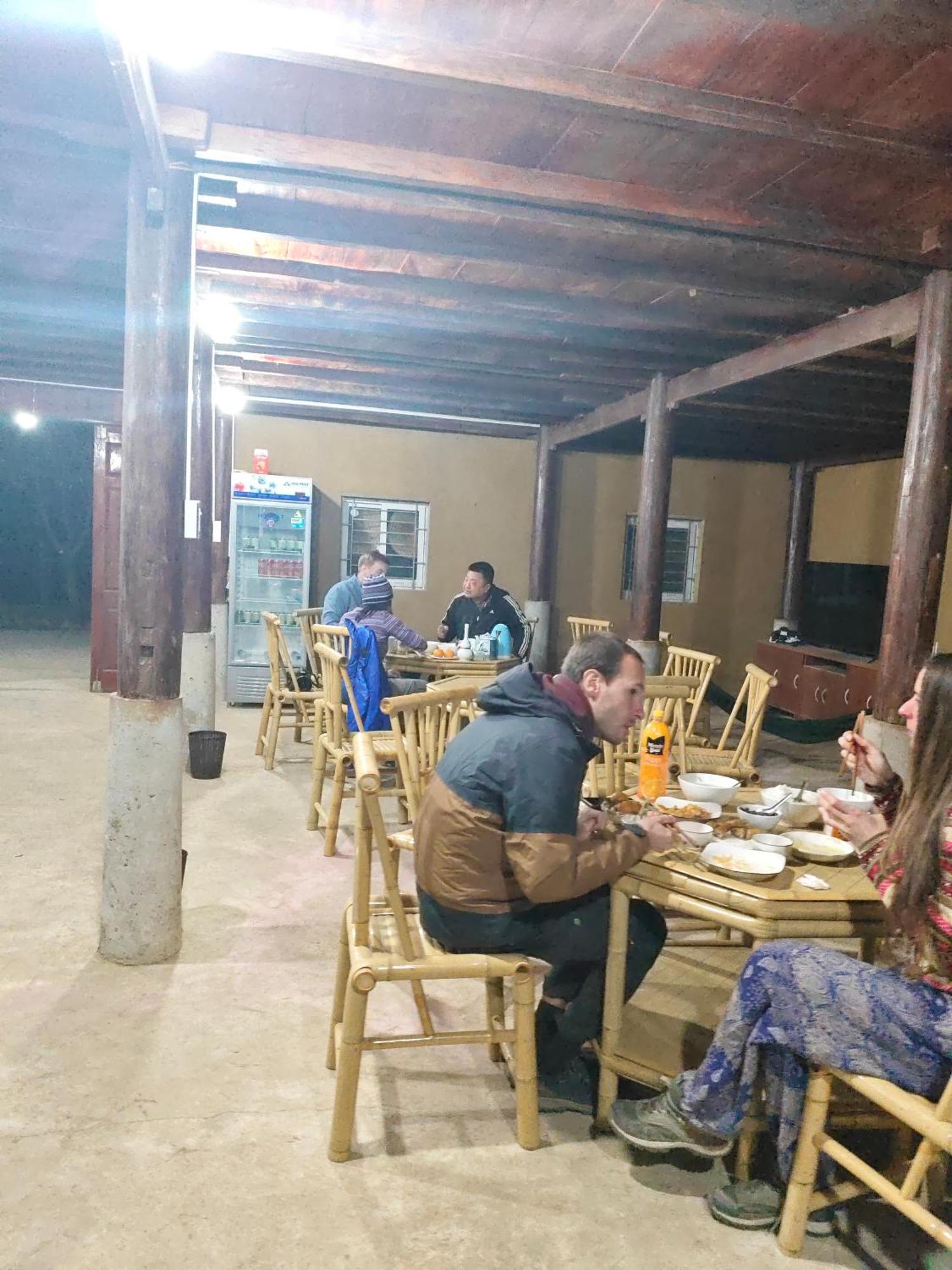 Nung An Homestay Quang Uyen Exteriér fotografie